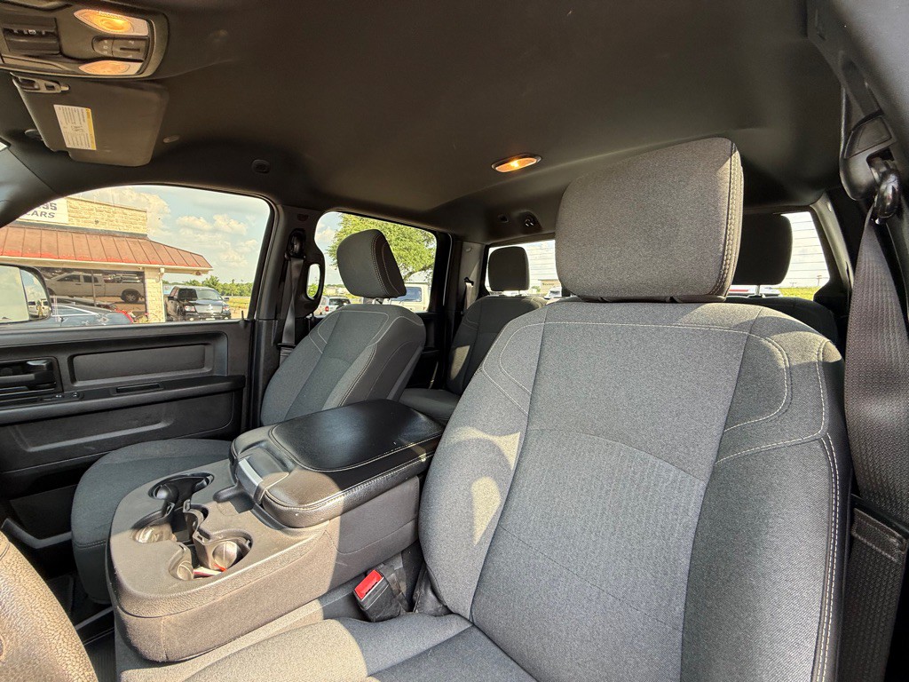 2022 RAM 3500 Image 21