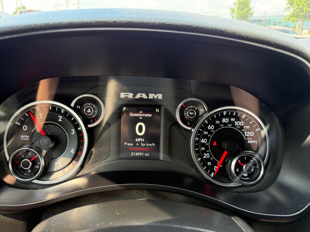 2022 RAM 3500 Image 29