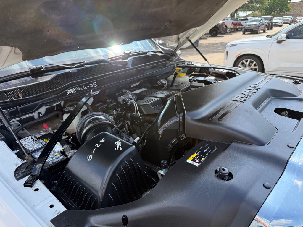 2022 RAM 3500 Image 36