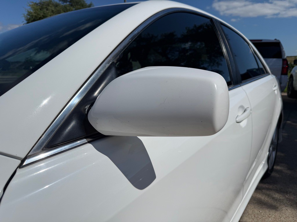 2011 Toyota Camry Image 10