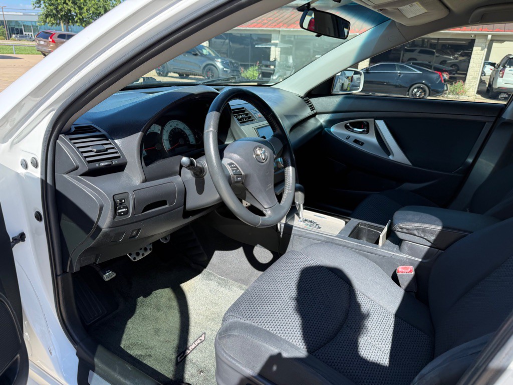 2011 Toyota Camry Image 13