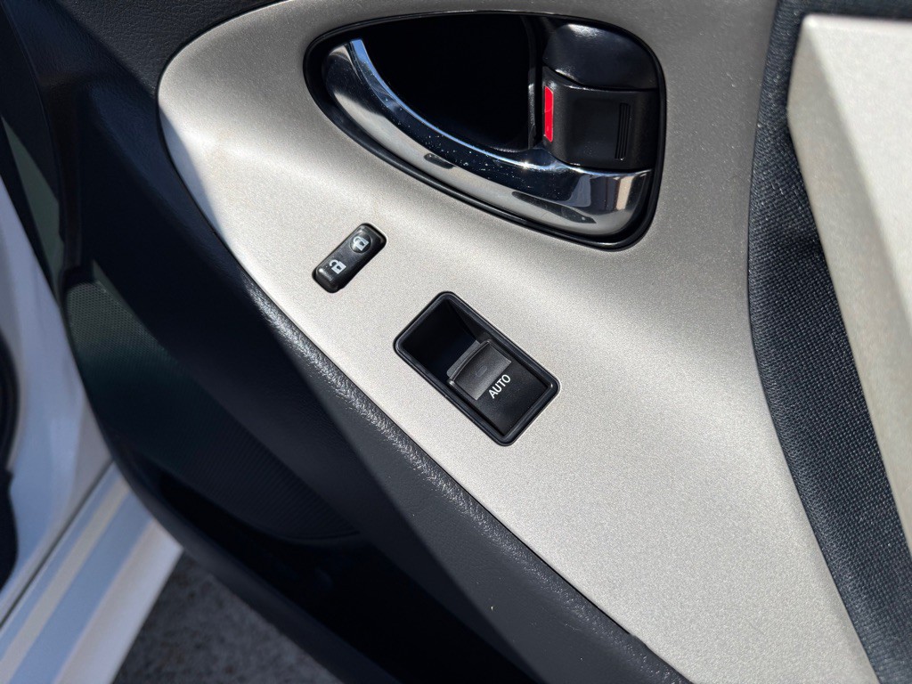 2011 Toyota Camry Image 22