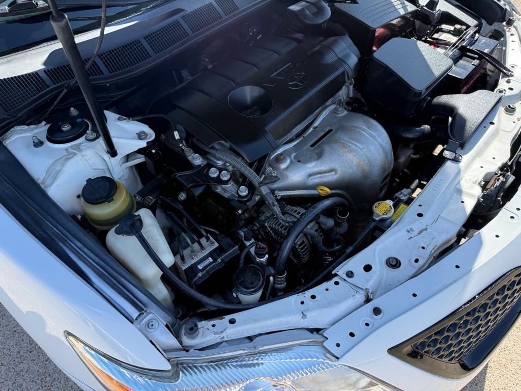2011 Toyota Camry Image 30