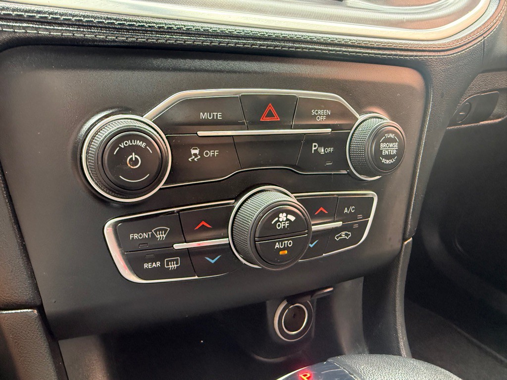 2019 Dodge Charger Image 27