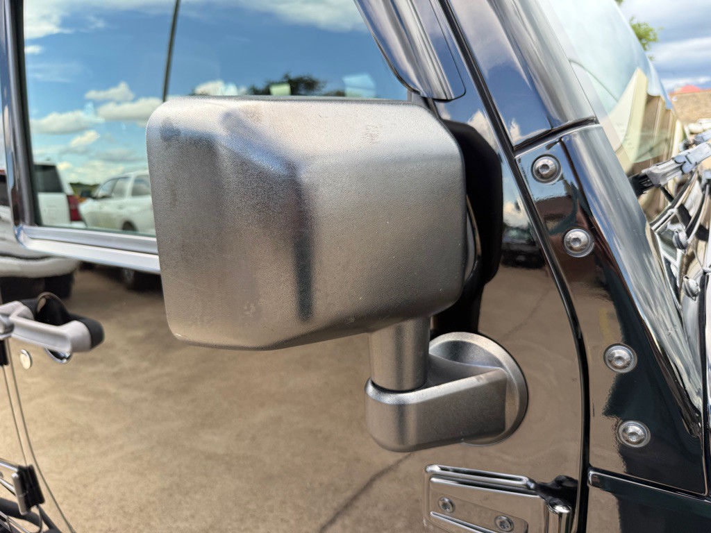 2017 Jeep Wrangler Unlimited Image 9