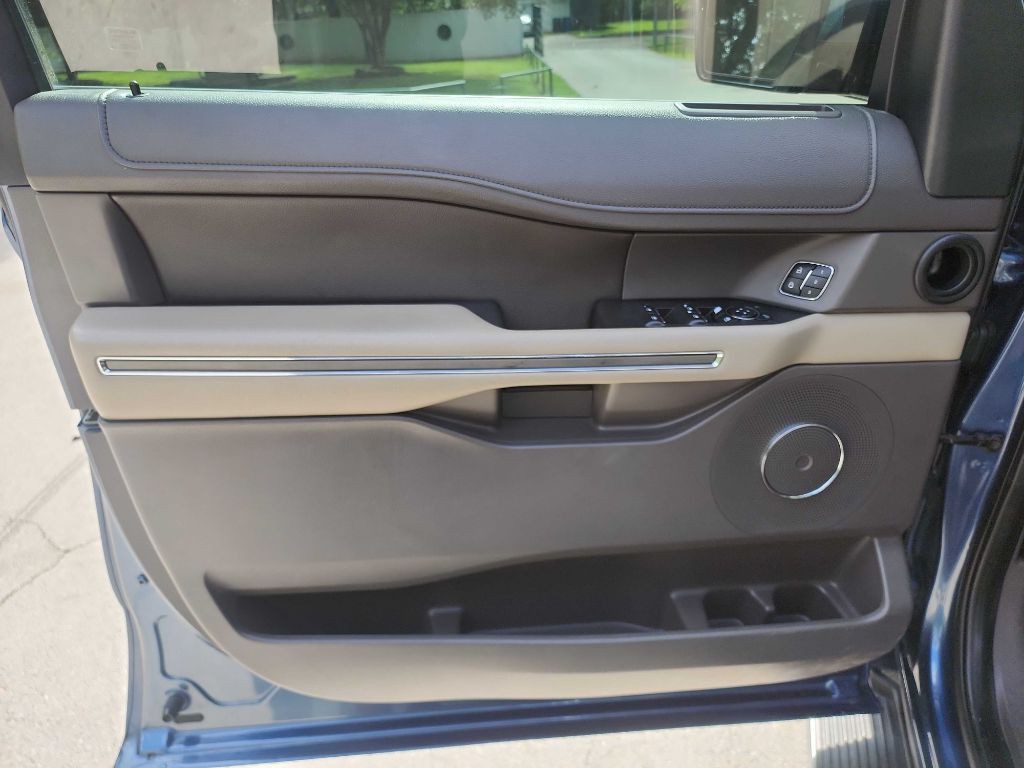2019 Ford Expedition Image 15