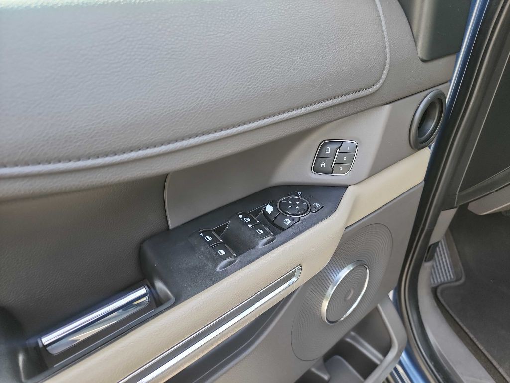 2019 Ford Expedition Image 16