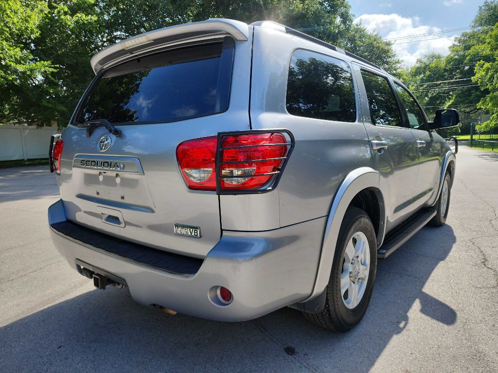 2012 Toyota Sequoia Image 9