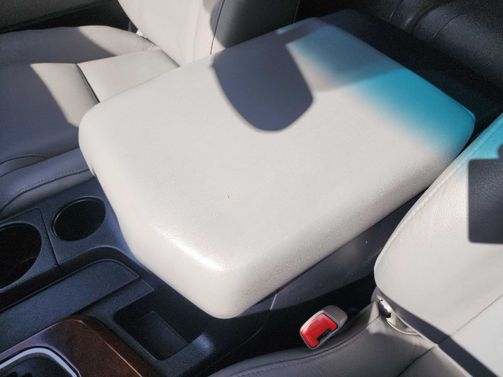 2012 Toyota Sequoia Image 31