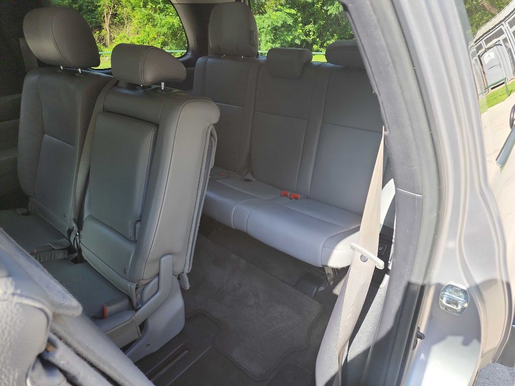 2012 Toyota Sequoia Image 33