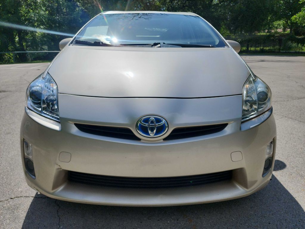 2010 Toyota Prius Image 2
