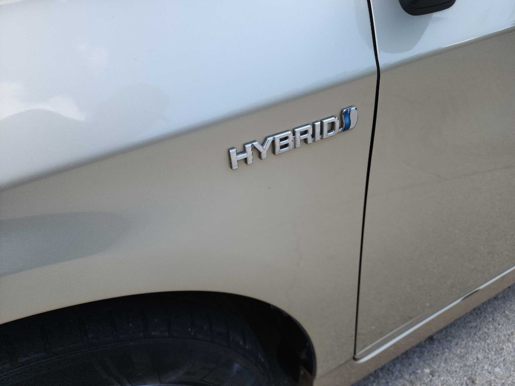 2010 Toyota Prius Image 10