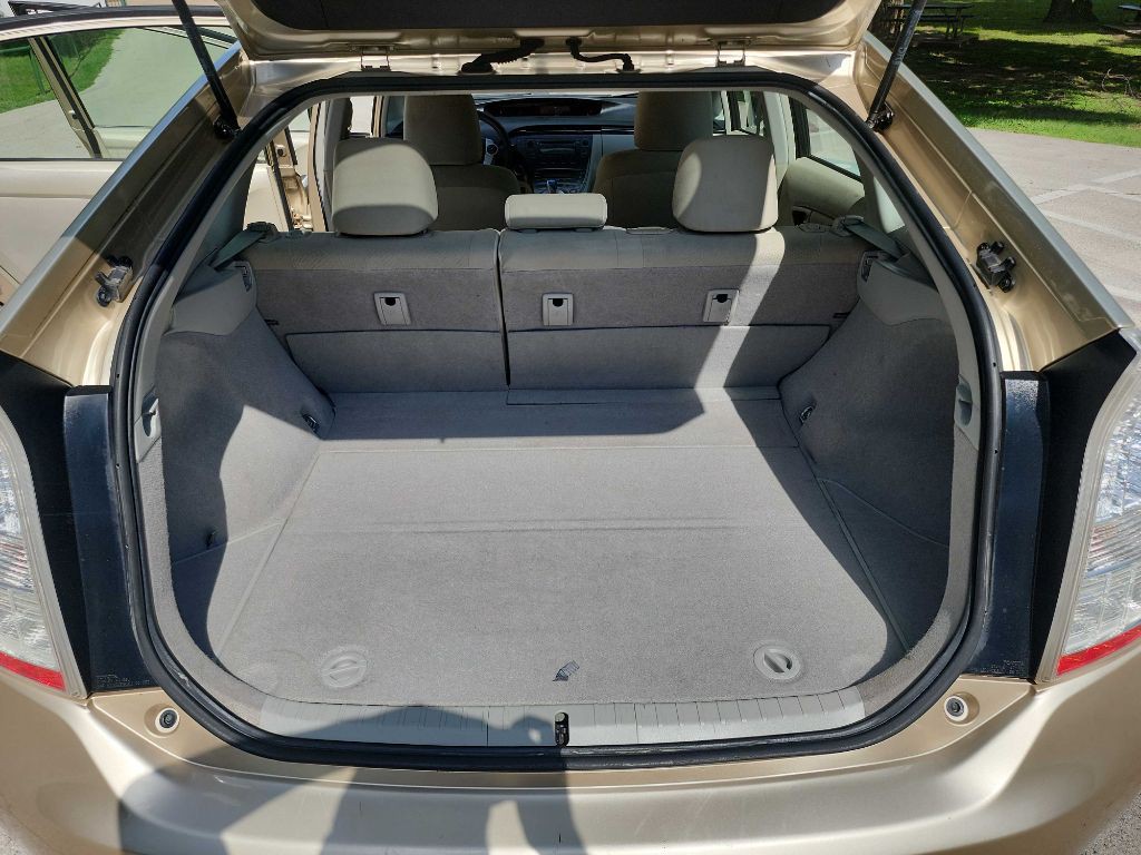 2010 Toyota Prius Image 25