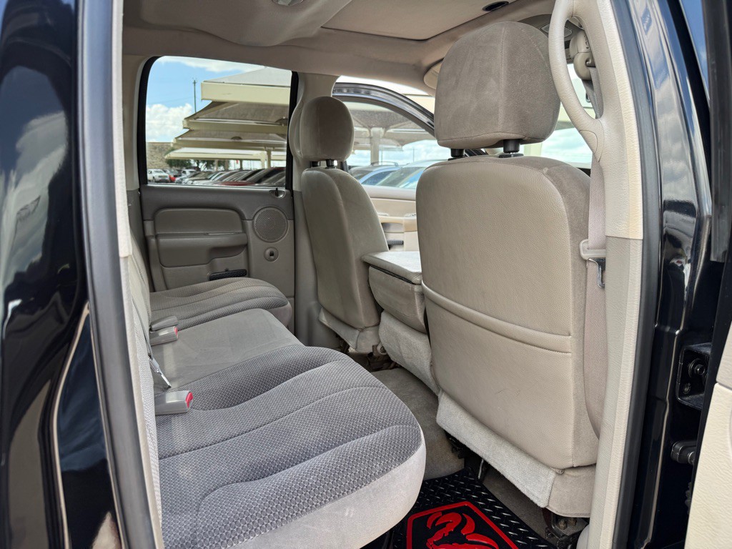 2005 Dodge Ram 2500 Image 17