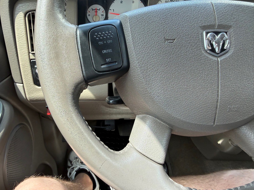 2005 Dodge Ram 2500 Image 26