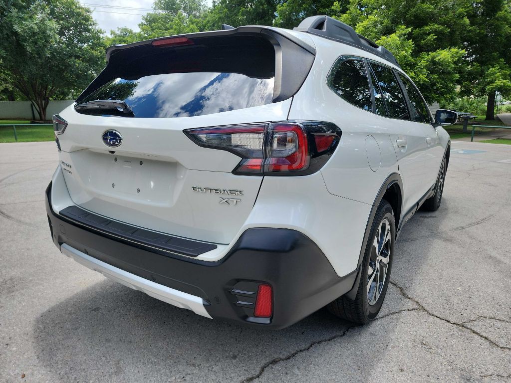 2020 Subaru Outback Image 9