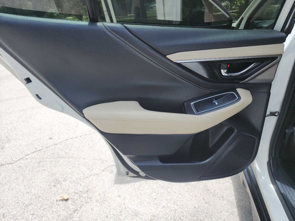 2020 Subaru Outback Image 28