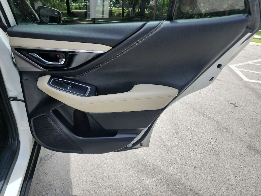 2020 Subaru Outback Image 37