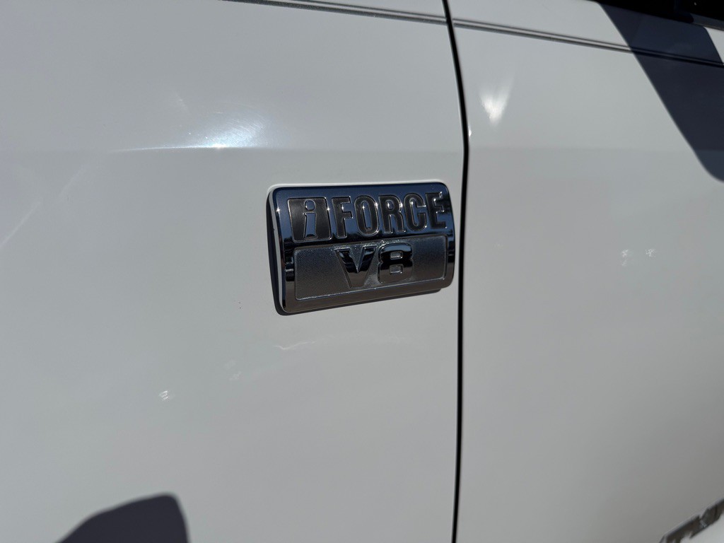 2007 Toyota Tundra Image 12
