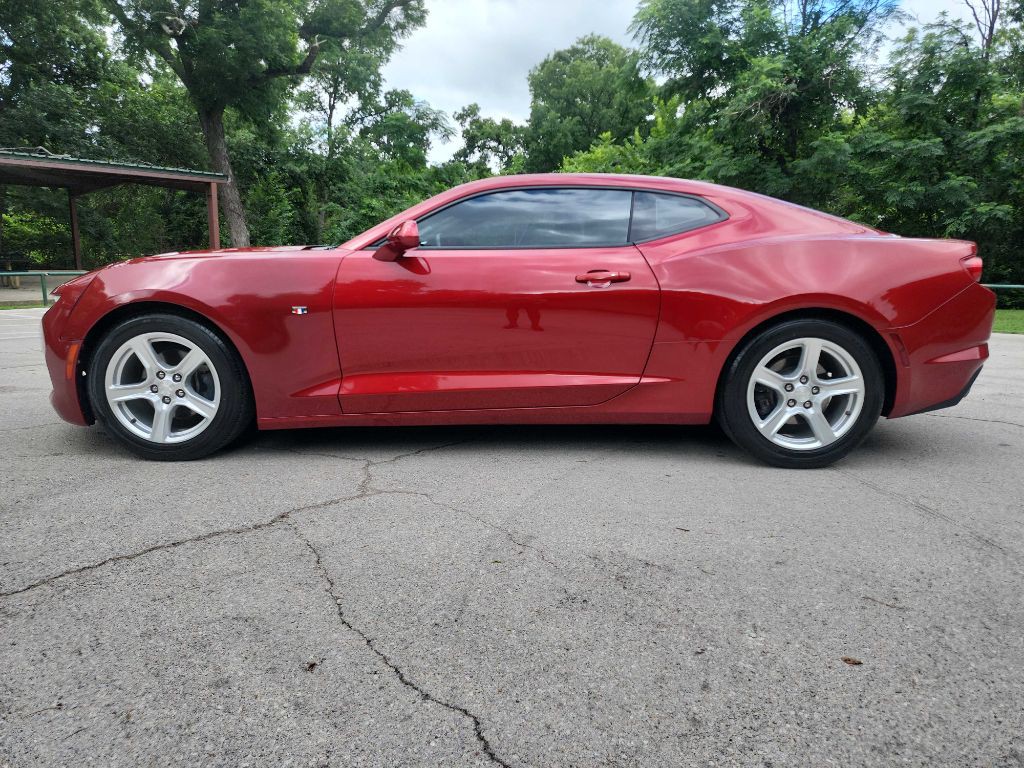 2019 Chevrolet Camaro Image 4