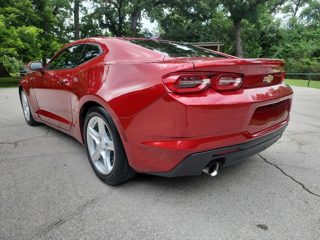 2019 Chevrolet Camaro Image 5