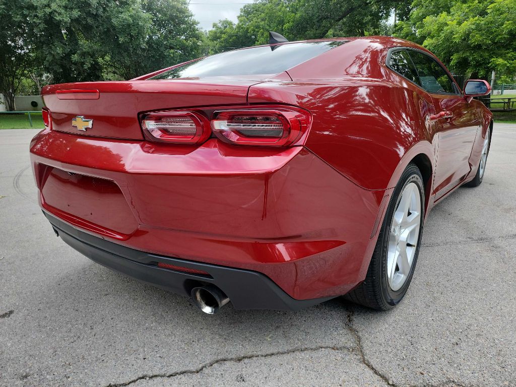 2019 Chevrolet Camaro Image 8