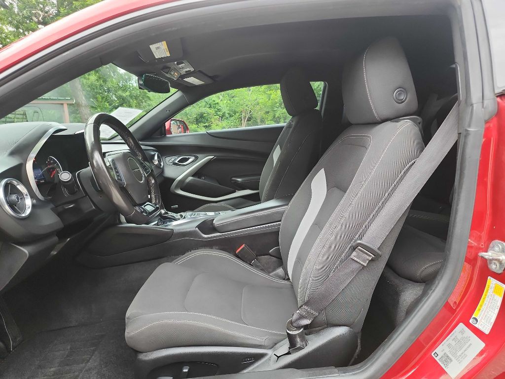 2019 Chevrolet Camaro Image 15