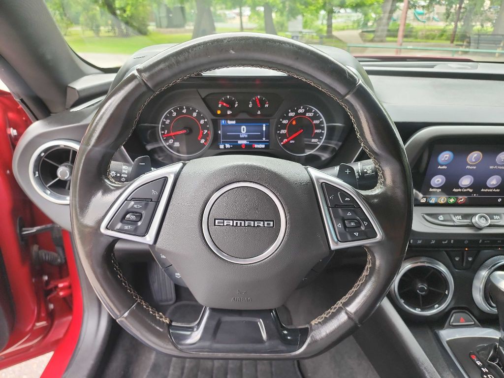 2019 Chevrolet Camaro Image 16