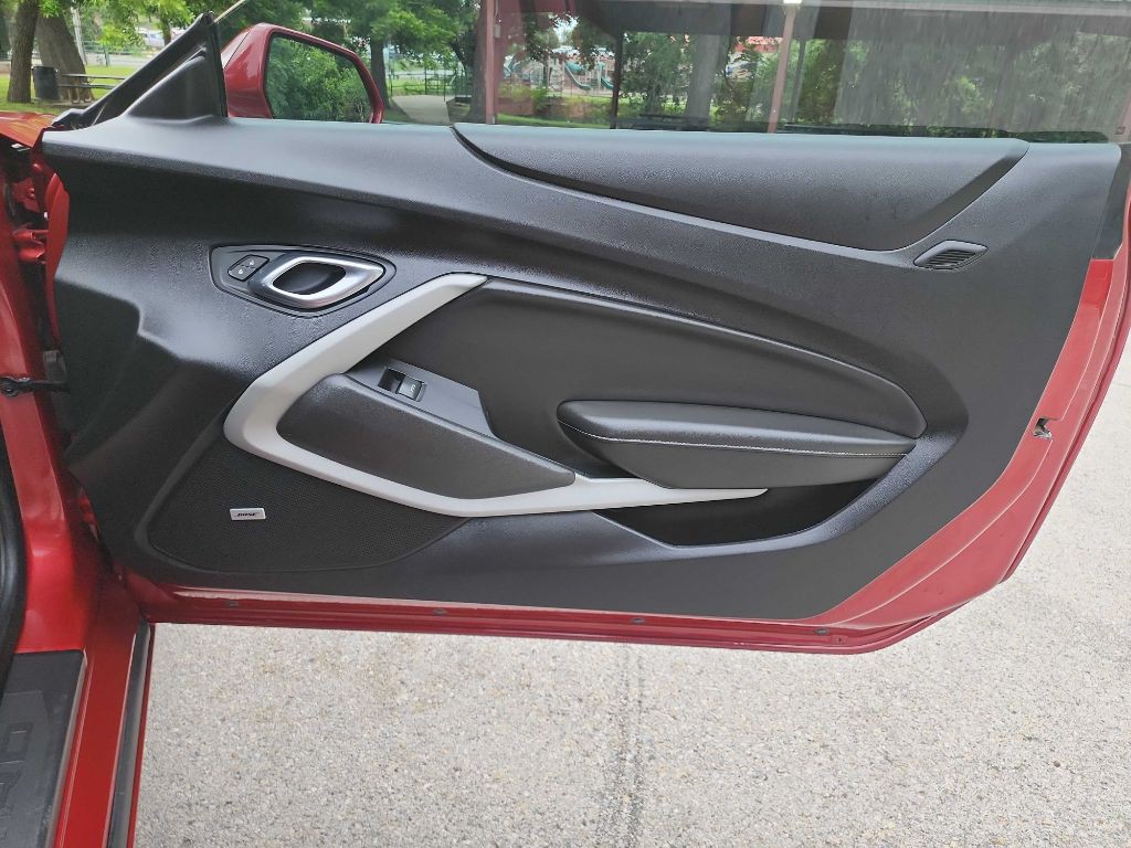 2019 Chevrolet Camaro Image 27
