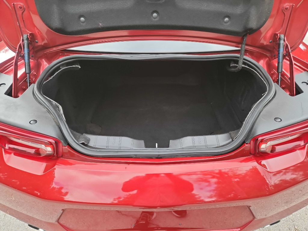 2019 Chevrolet Camaro Image 30
