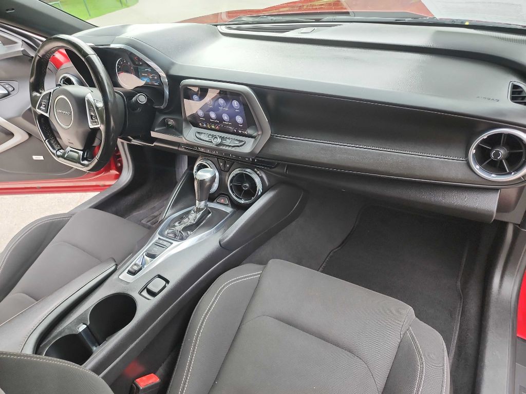 2019 Chevrolet Camaro Image 31