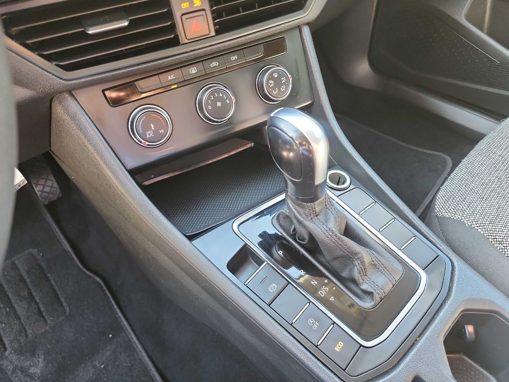 2019 Volkswagen Jetta Image 16