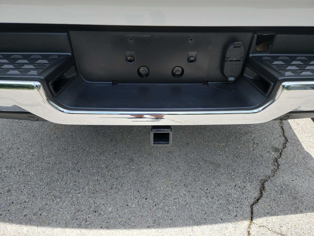 2019 RAM 1500 Image 8