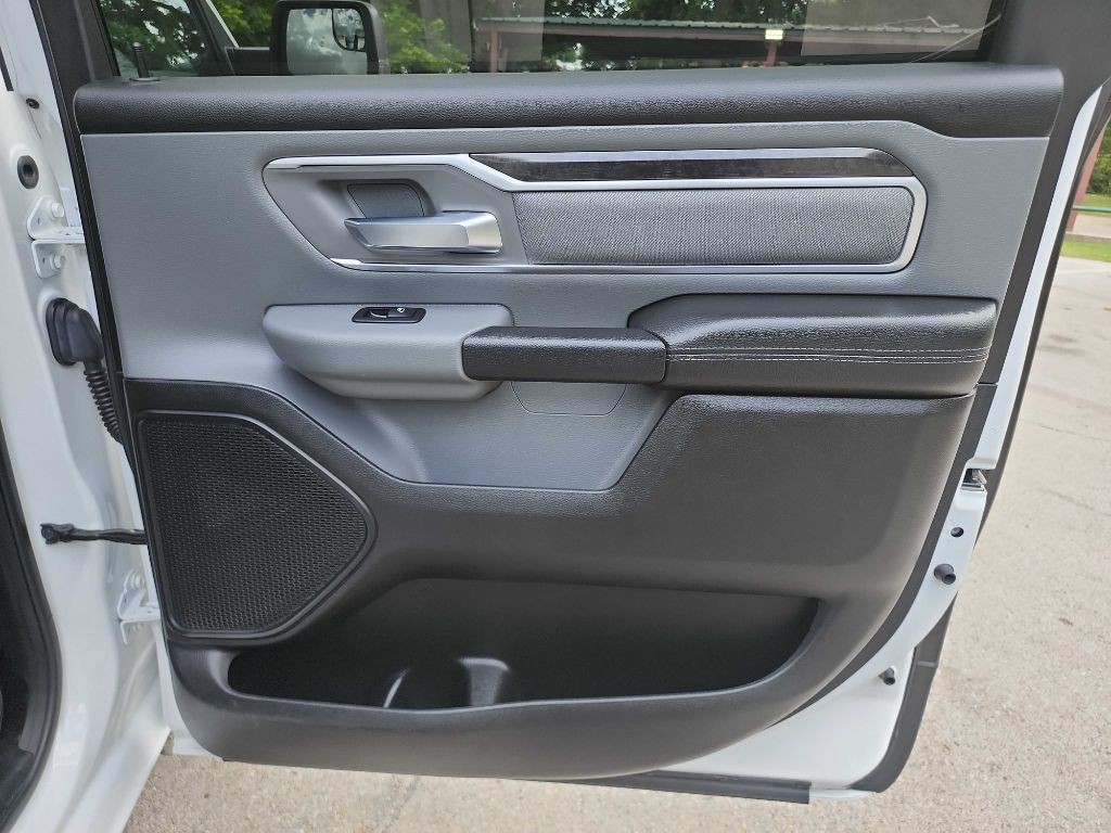 2019 RAM 1500 Image 35