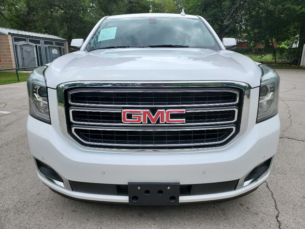 2020 GMC Yukon Image 2