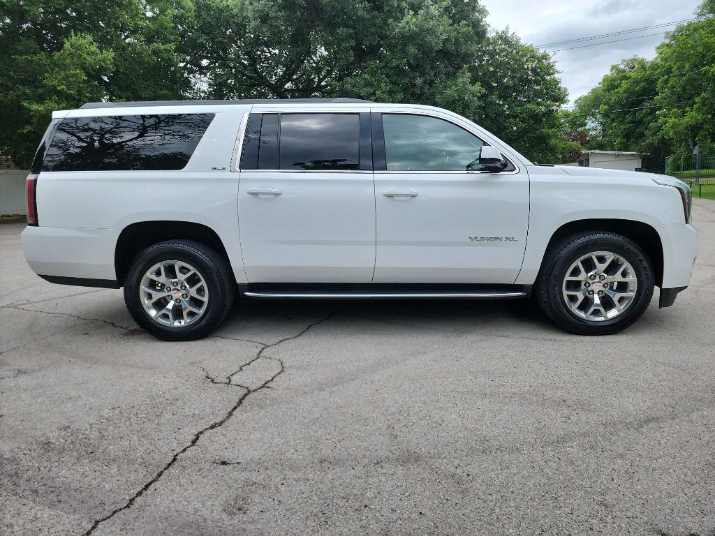 2020 GMC Yukon Image 10