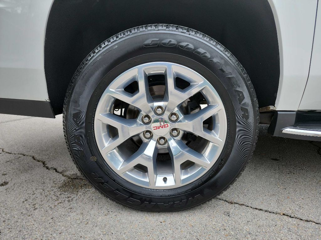 2020 GMC Yukon Image 12