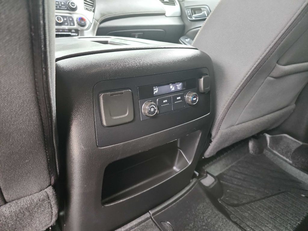 2020 GMC Yukon Image 35