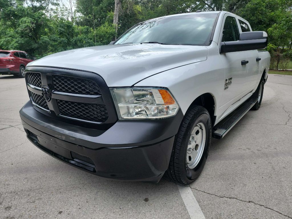2021 RAM 1500 Image 3