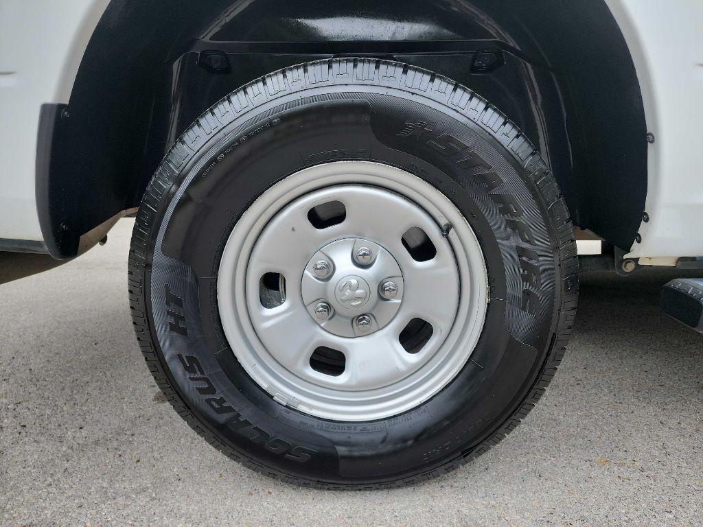 2021 RAM 1500 Image 13