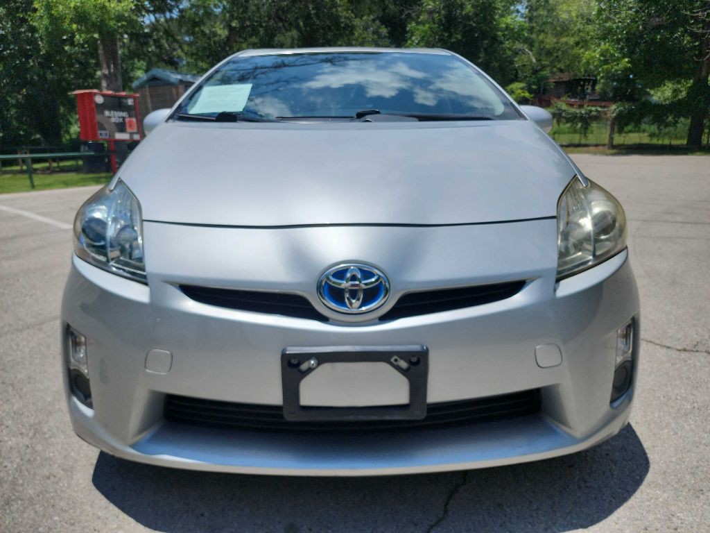 2010 Toyota Prius Image 2
