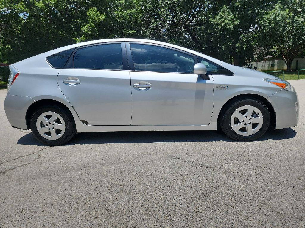 2010 Toyota Prius Image 9