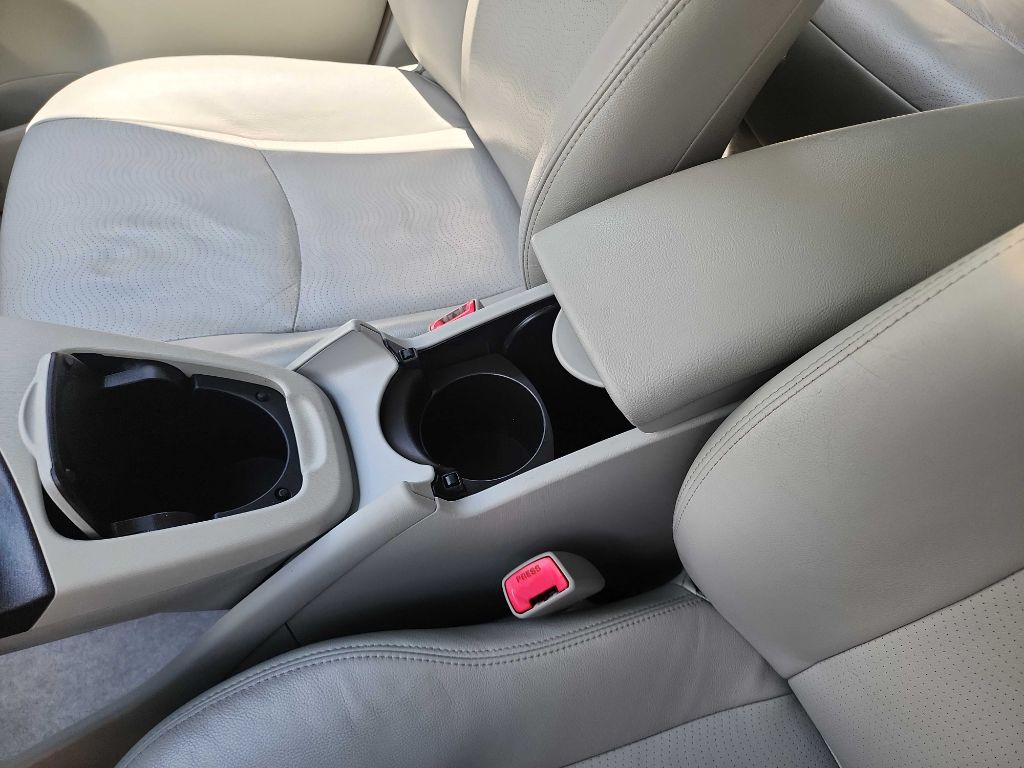 2010 Toyota Prius Image 20