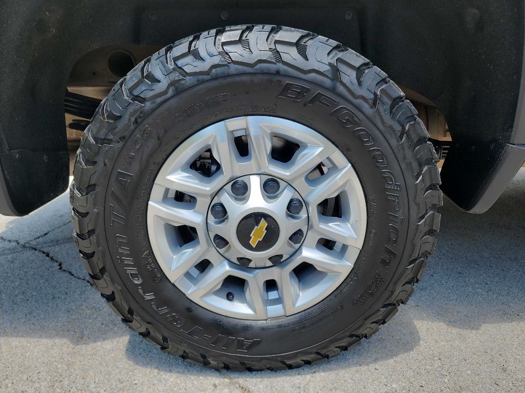 2023 Chevrolet Silverado 1500 Image 11