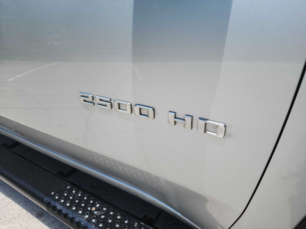 2023 Chevrolet Silverado 1500 Image 13