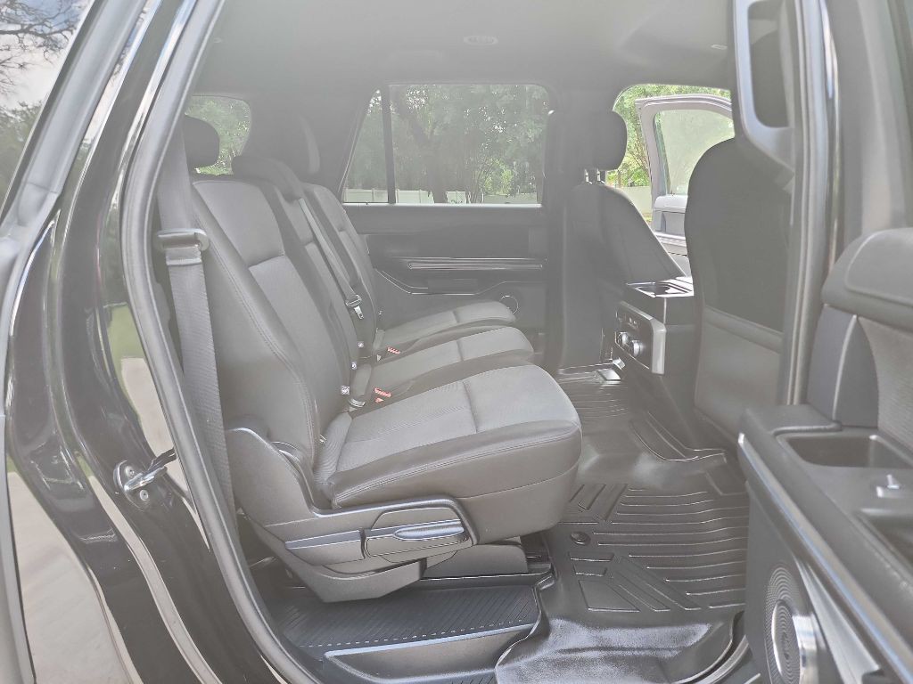 2020 Ford Expedition Image 38