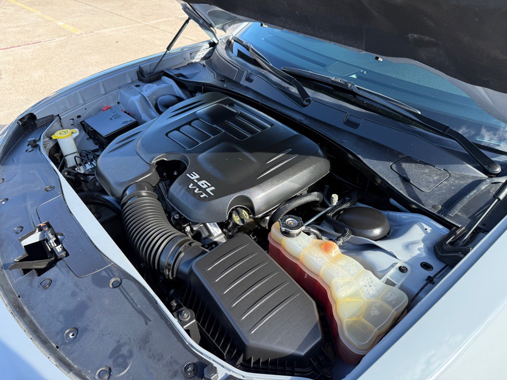 2022 Dodge Charger Image 40