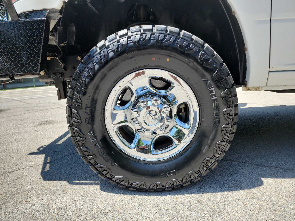 2011 Dodge Ram 2500 Image 9