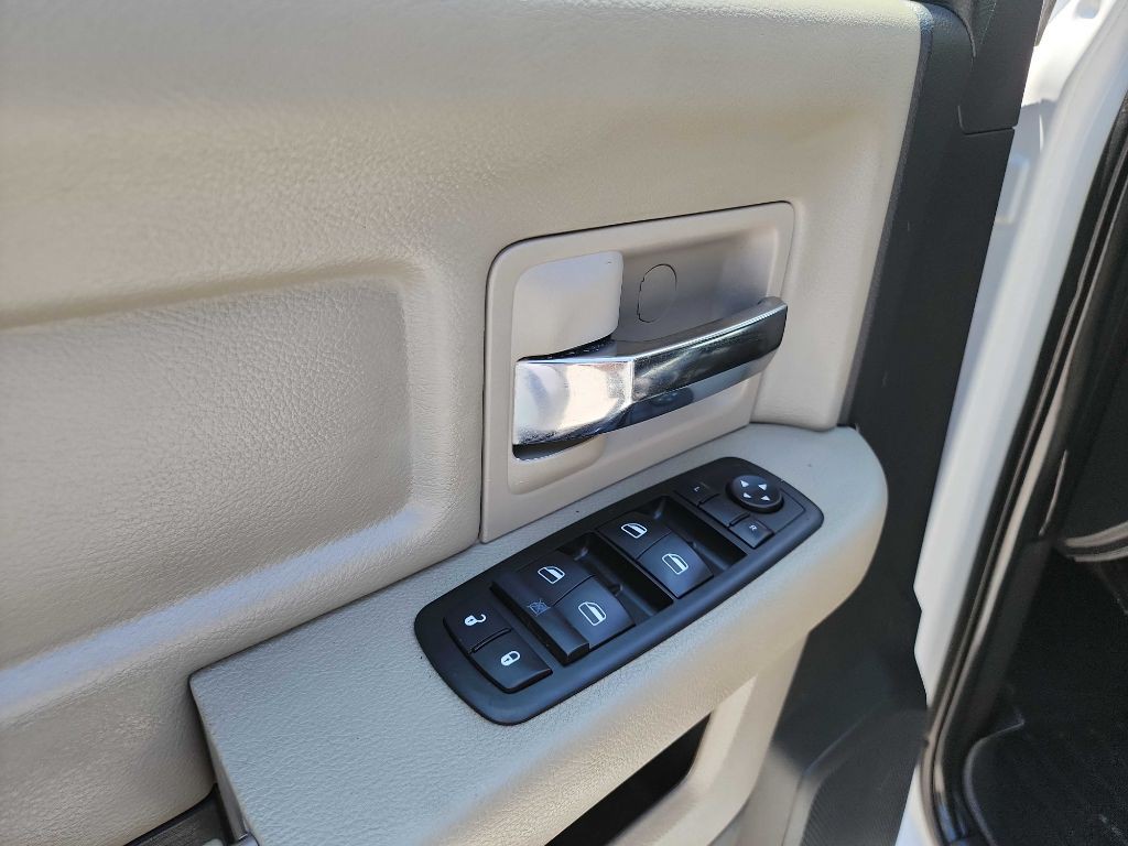 2011 Dodge Ram 2500 Image 16