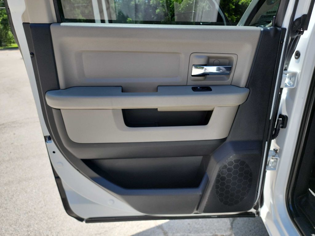 2011 Dodge Ram 2500 Image 28